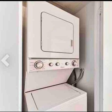 Beautiful Unit In Heart Of Downtown Toronto Apartamento Exterior foto