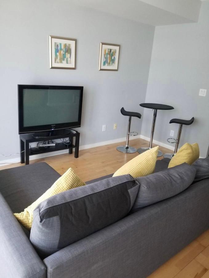 Beautiful Unit In Heart Of Downtown Toronto Apartamento Exterior foto