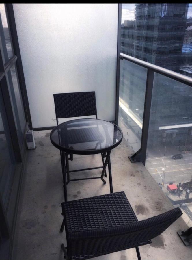Beautiful Unit In Heart Of Downtown Toronto Apartamento Exterior foto