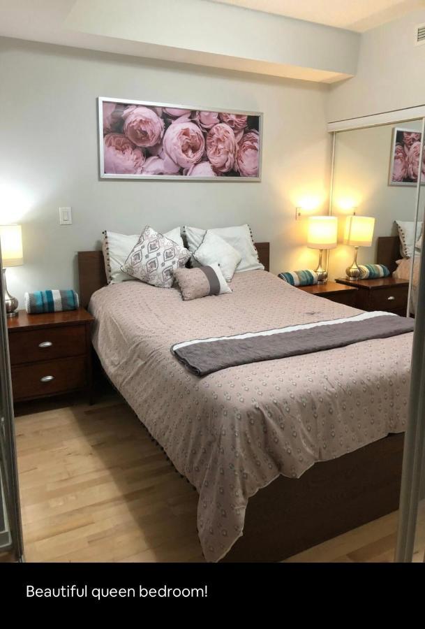 Beautiful Unit In Heart Of Downtown Toronto Apartamento Exterior foto